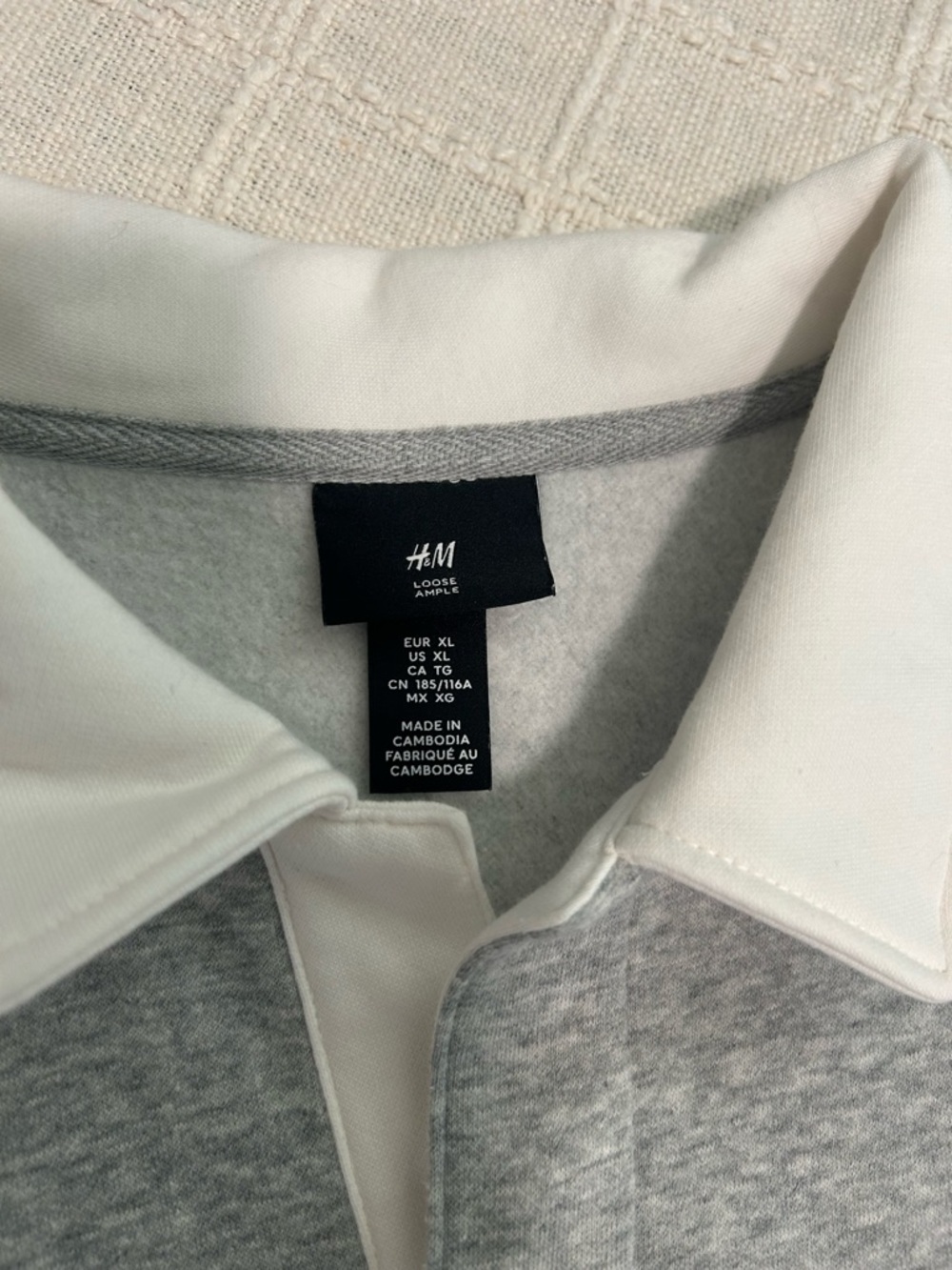 H&M Collared Sweater - Picture 2 of 2